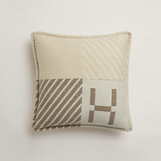 ☆韓国の人気☆【TheOpen Product】☆PILLOW HANDL.E☆ HI pillow | Hermès Thailand